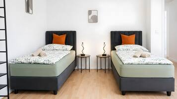3 chambres, fer et planche Ă repasser, Wi-Fi, draps fournis
