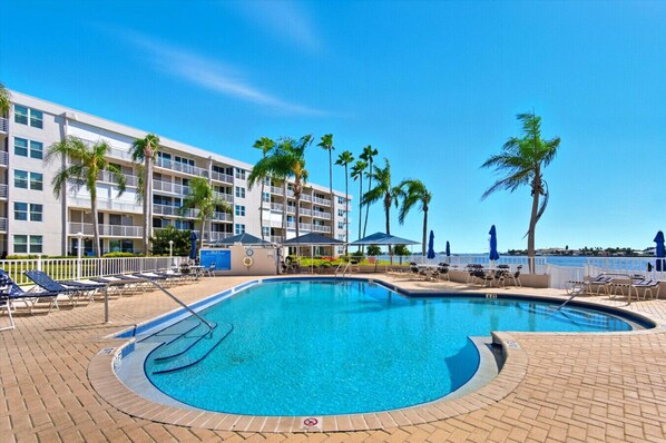 Alberca al aire libre 