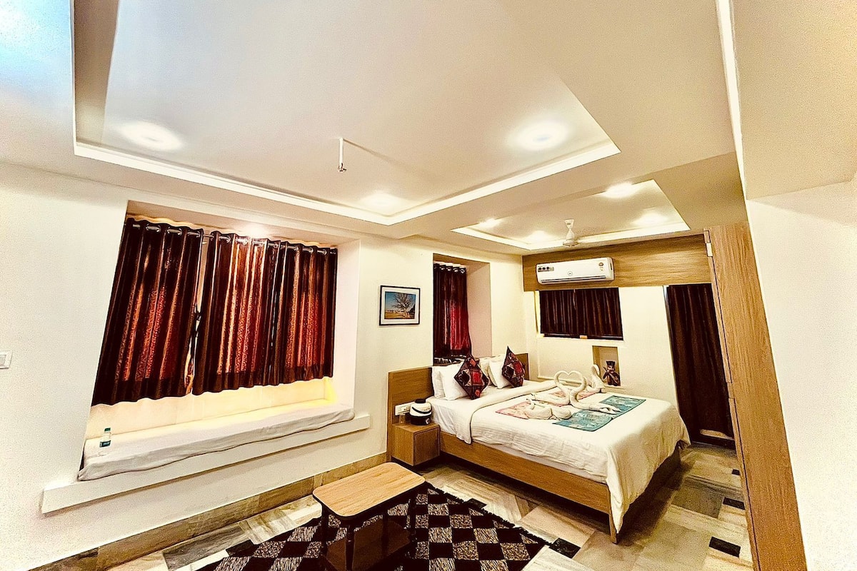 Superior Double Room, Balcony, City View | Room amenity
