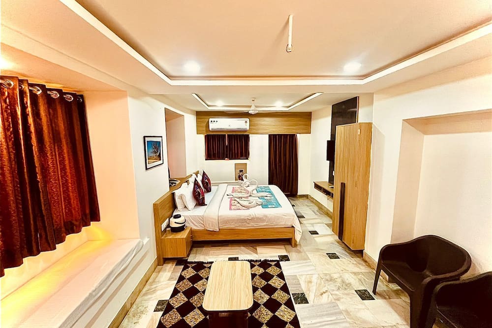 Hotel vrinda palace