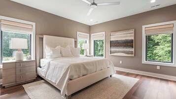 House, Multiple Beds, Patio, Garden View (The Luxe Barn) | 2 bedrooms, individually decorated, individually furnished, desk