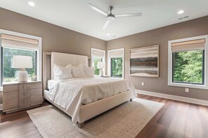 House, Multiple Beds, Patio, Garden View (The Luxe Barn) | 2 bedrooms, individually decorated, individually furnished, desk