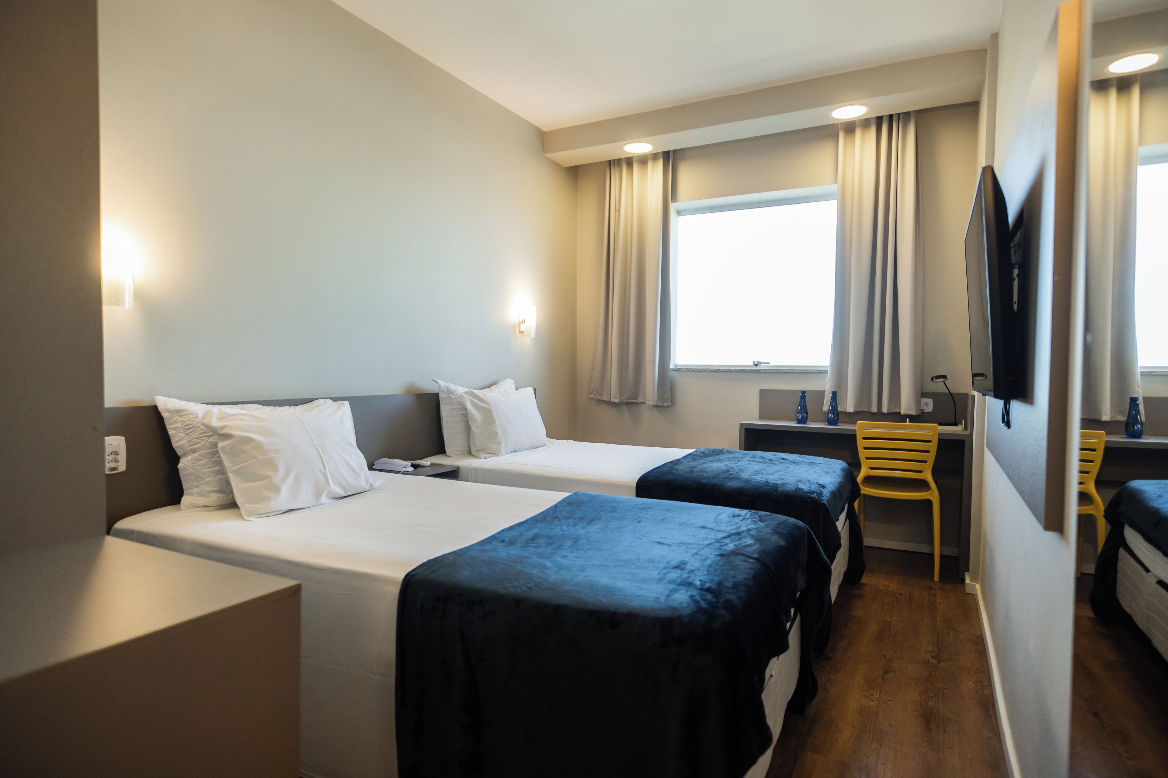 Superior Single Room, City View | Minibar, laptop workspace, WiFi (free), bed sheets