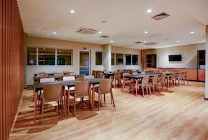 Tägliches inbegriffenes Frühstücksbuffet