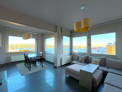 Stylish Apartment with Bosphorus View