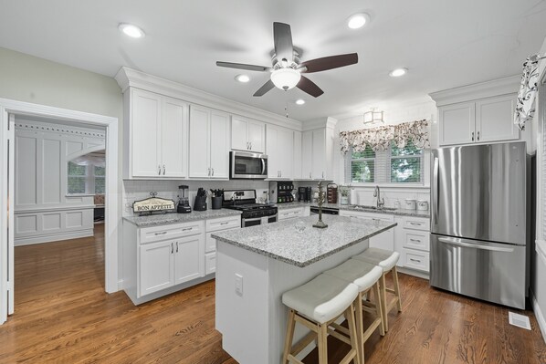 Fridge, microwave, oven, dishwasher