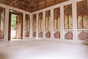 Body treatments, aromatherapy, hot stone massages, deep-tissue massages
