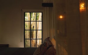 Luxury Villa, Lagoon View | Free WiFi