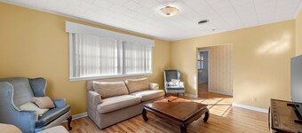 The Newberry Opera House