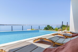 Exterior - Apartina Boutique Suites (Rtina)