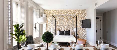 2 slaapkamers, een strijkplank/strijkijzer, wifi, beddengoed