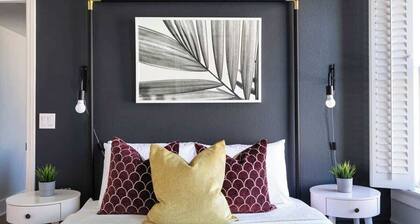 Roomy 2BR Hotel Suite |Sleeps 5 in Central Gaslamp