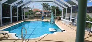 Piscine extérieure, piscine chauffée