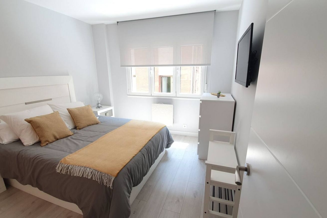 2 bedrooms, iron/ironing board, WiFi (free), bed sheets