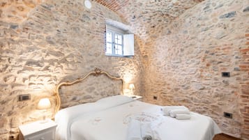 Fer et planche Ă repasser, Wi-Fi, draps fournis