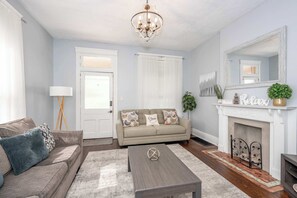 Apartment, 1 Queen Bed with Sofa bed, Patio, Garden View (Queen City Suites 1) | Living area