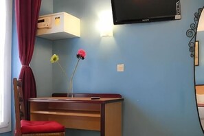 Interior - Hotel Audran (Paris)