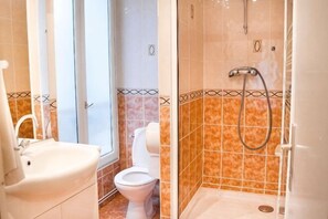 Bathroom - Hotel Audran (Paris)