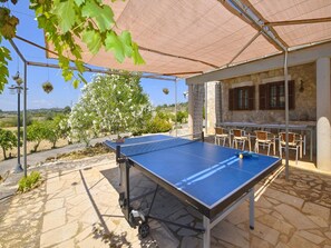 Rumah | Tempat makan outdoor