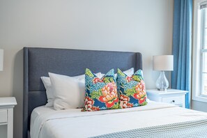 3 chambres, fer et planche à repasser, Wi-Fi, literie fournie