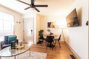 Dining - 907 White Street, Unit 2, Atlanta (Atlanta)