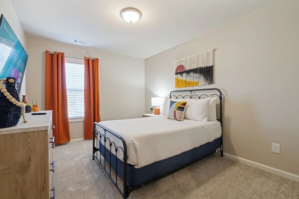 3 bedrooms, WiFi, bed sheets