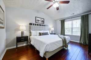 3 dormitorios, tabla de planchar con plancha, wifi y ropa de cama