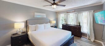 4297 Earney Rd, Unit 1, Woodstock