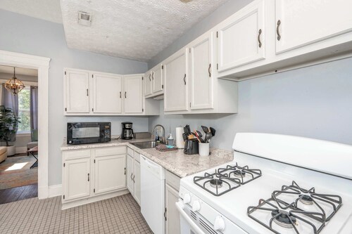 Queen City Suites For 7