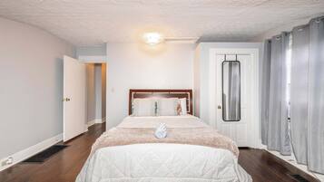 House, Multiple Beds, Patio, Garden View (Queen City Suites) | 3 bedrooms, individually decorated, individually furnished, bed sheets