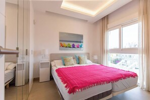 3 chambres, fer et planche à repasser, Wi-Fi, literie fournie