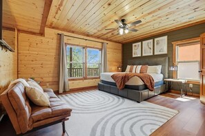 8 sovrum, strykjärn/strykbräda, resesäng och wi-fi