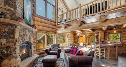 Beautiful 4-bedroom, 3-bath Home including Mother-in-Law Suite and Private Hot T