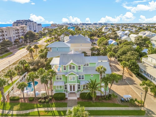 New! Private Pool - Golf Cart - Gulf Views - Directly Across from Beach!