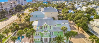 New! Private Pool - Golf Cart - Gulf Views - Directly Across from Beach!