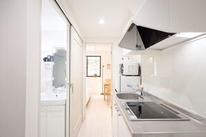 Room - Calm Riverside Inn/Close to Ikebukuro (Tokyo)