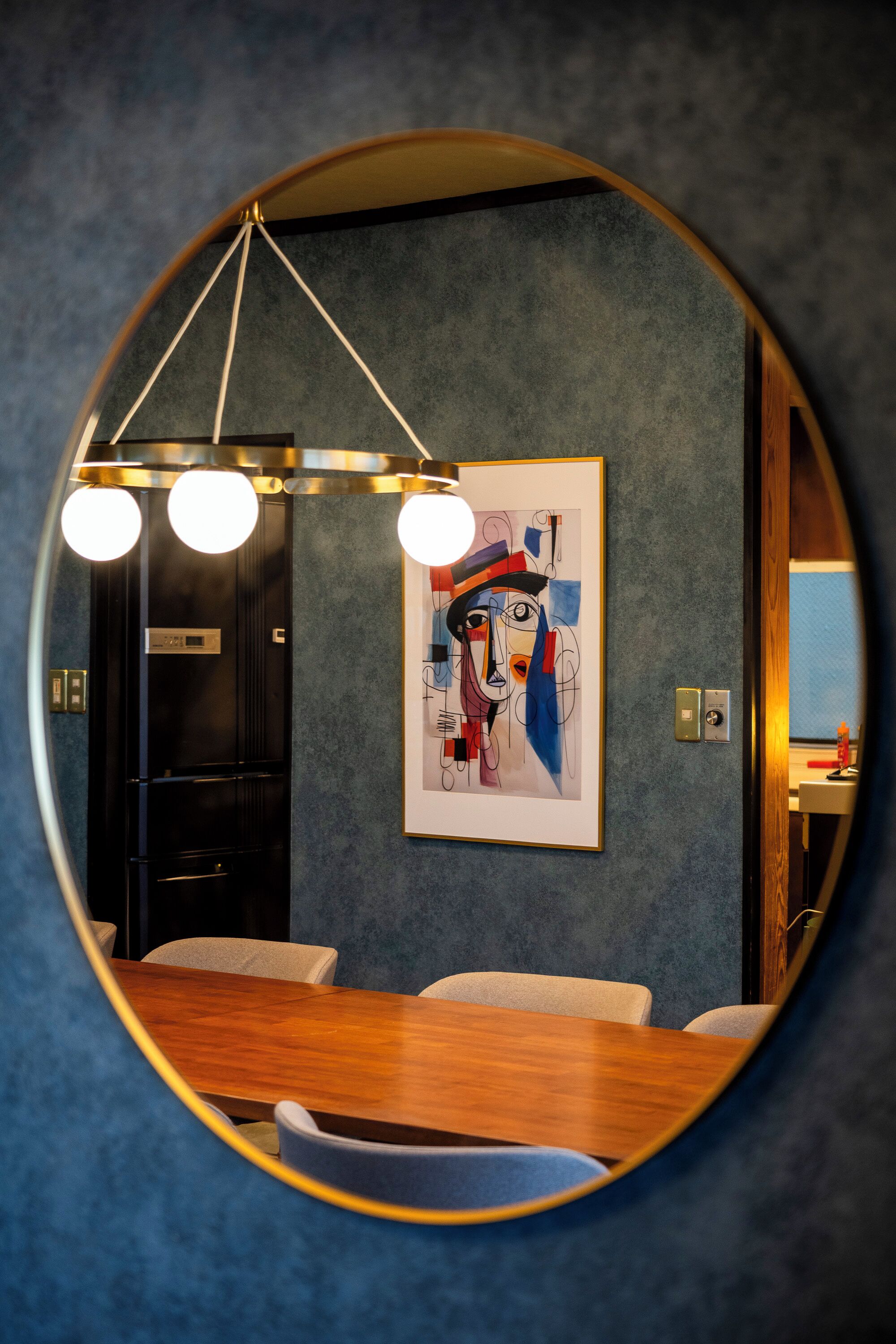 Superior Villa, Balcony, City View | In-room dining