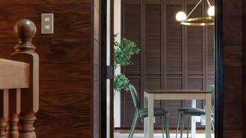 高級別墅, 陽台, 城市景觀 | 遮光布/窗簾、熨斗/熨衣板、免費無線上網