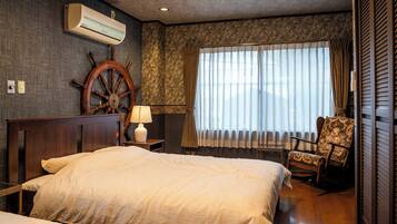 Blackout curtains, iron/ironing board, free WiFi