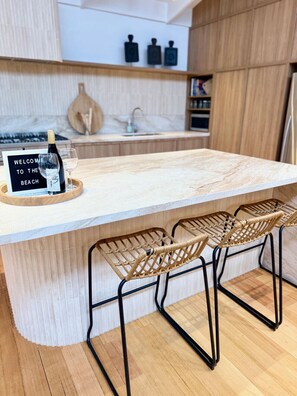 Dining - Sea Breeze Pool House - Jan Juc (Jan Juc)