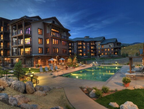 Modern 2BR Retreat w/ Pool & Gondola 1088