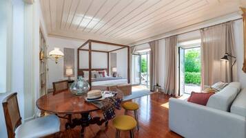 3 Schlafzimmer, Bügeleisen/Bügelbrett, WLAN, Bettwäsche