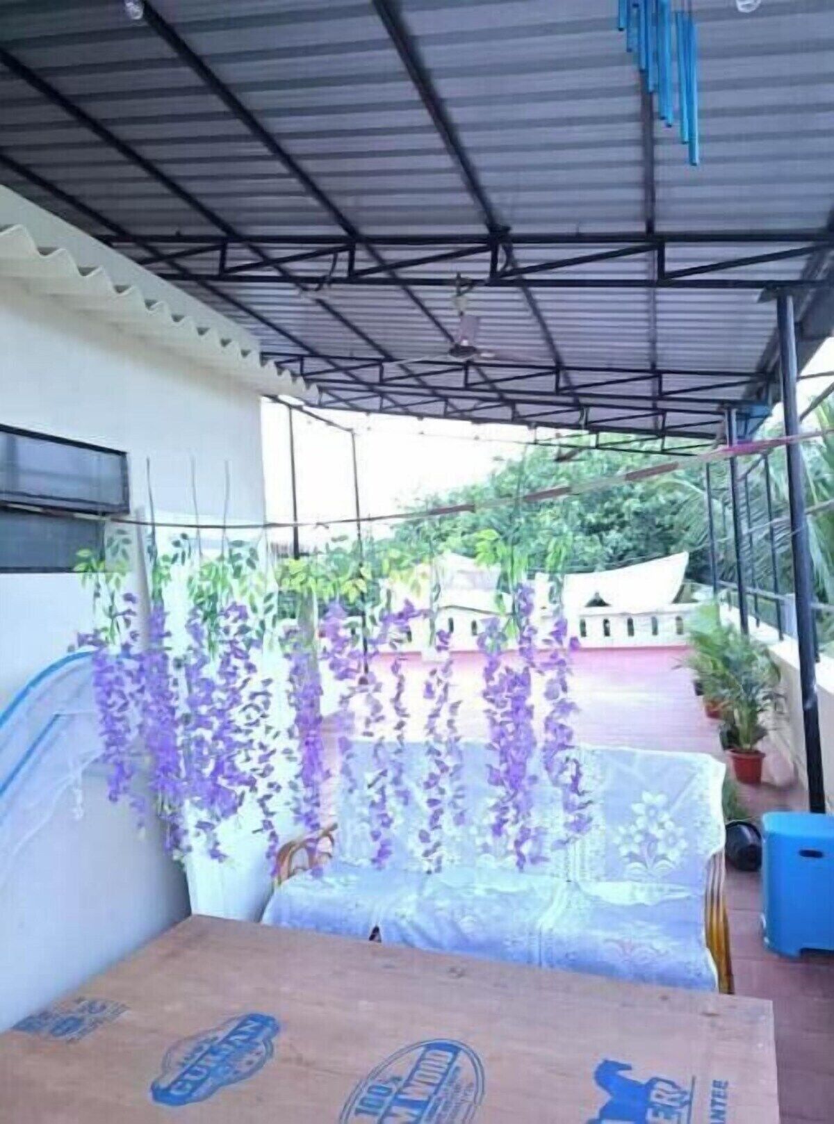 屋外ダイニングエリア