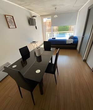 Classic Apartment | Dining