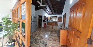 Cabin dành cho gia đình, sân hiên | Bếp riêng