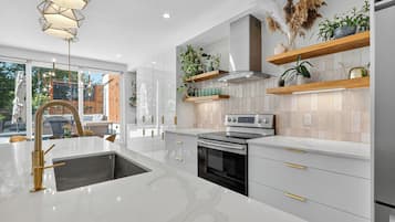 Microwave, oven, stovetop, dishwasher