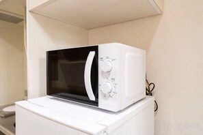 Microwave - Fujiterrace Yoga (Tokyo)