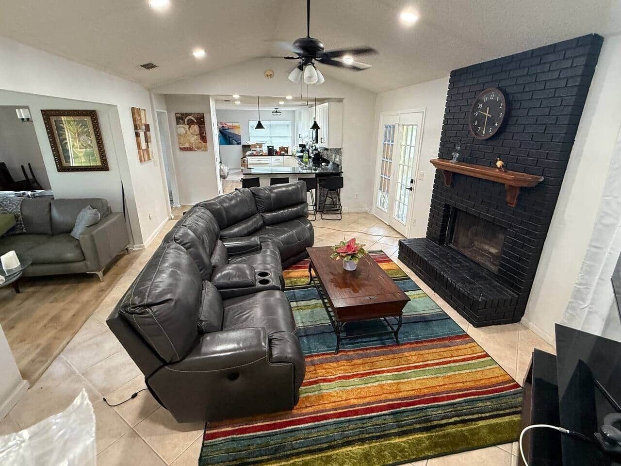 Smart-tv en een open haard