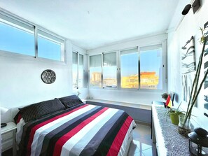 Huoneisto | 1 makuuhuone, silitysrauta/-lauta, vuodevaatteet