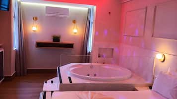 Habitación doble Deluxe | Wifi gratis y ropa de cama